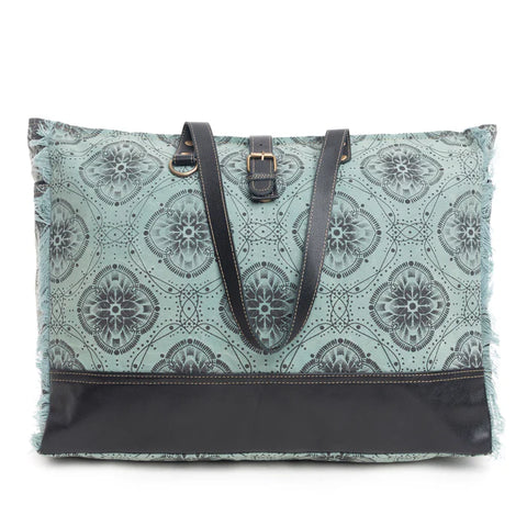 Myra Pilar Pram Weekender