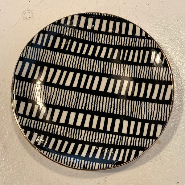 5.5" Round Stoneware Plate